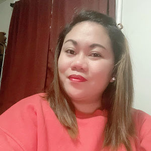 Meet your Posher, Desiree